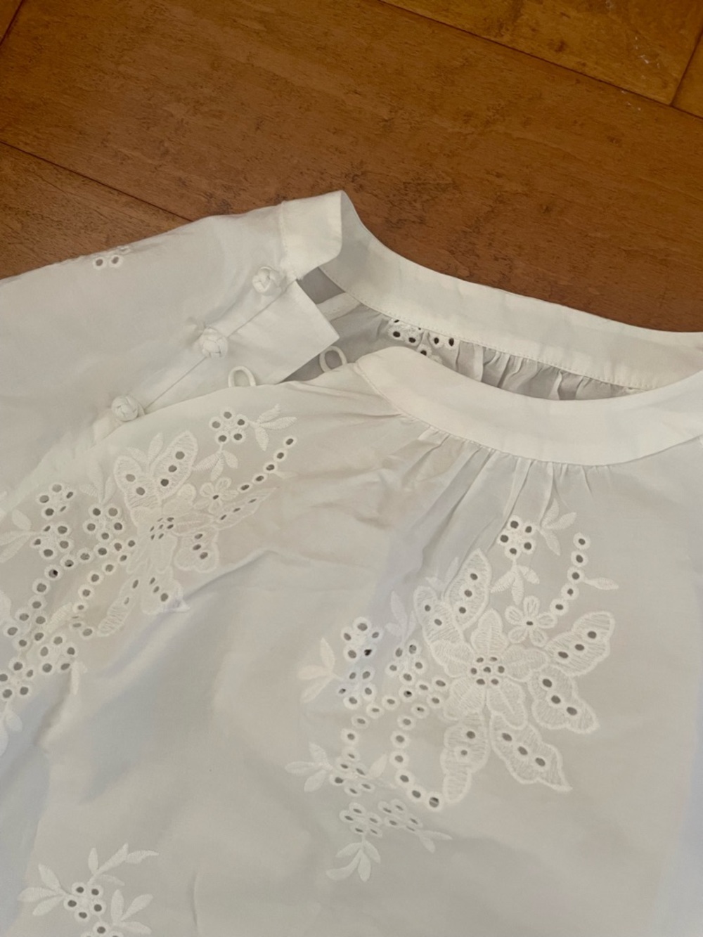 NWT cotton shirt top blouse cotton embroidery - Picture 3 of 8